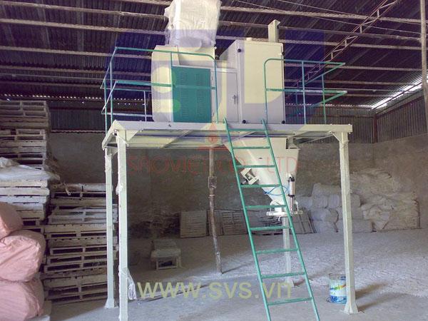 Cân đóng bao chuyên dùng cho cân đóng bao tinh bột mì, tinh bột sắn hoặc cho các nguyên liệu dạng dạng bột có độ bụi cao, nguyên liệu nóng >40oC.