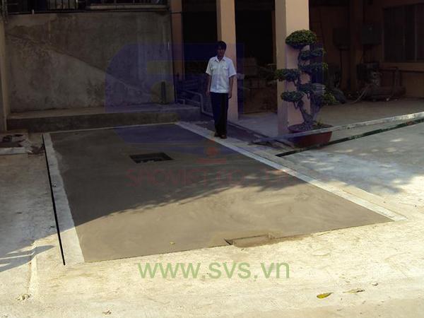 Cân ô tô cân xe tải bàn cân nửa thép nửa bê tông kiểu cân chìm TS13