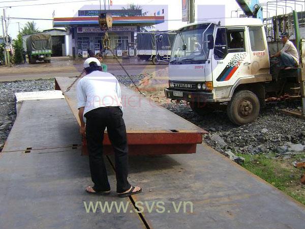 Cân ô tô cân xe tải bàn cân thép kiểu cân nổi TS03